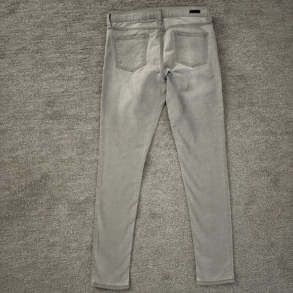 Grey Skinny Jeans - Jennifer Collection - Size 6 - Kut from the Kloth - Picture 2 of 6